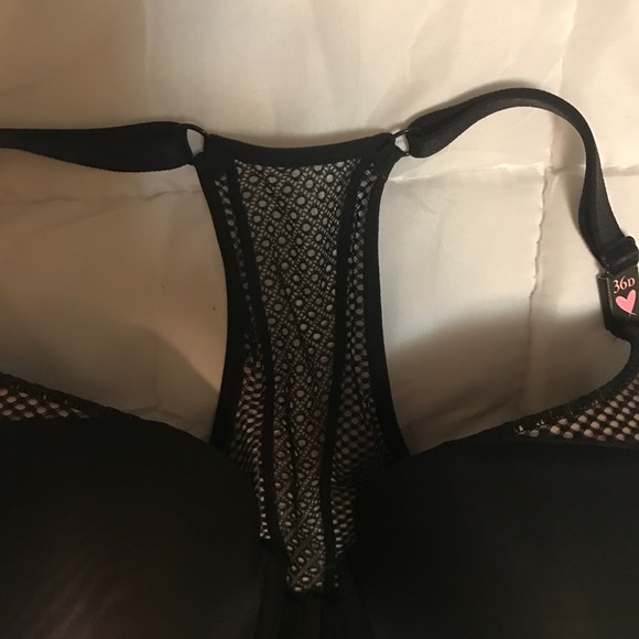 Victoria's Secret black fishnet push-up 36D NWT - Picture 2 of 6